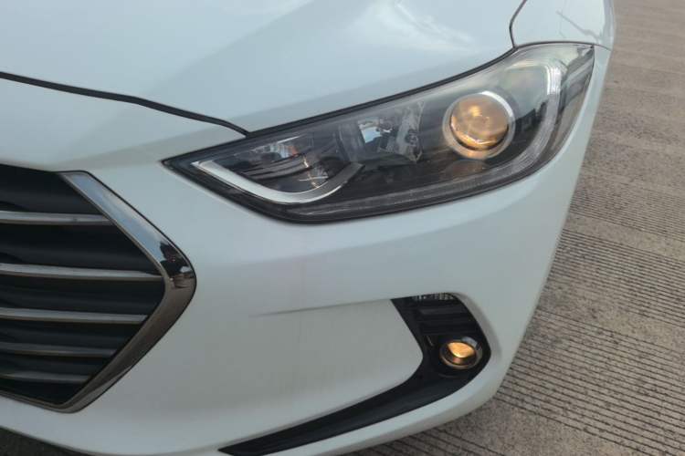Used Hyundai Elantra (6th Generation / Lingdong) 2016 1.6L Automatic ZhiXuan – Elite Version Left Front Headlight