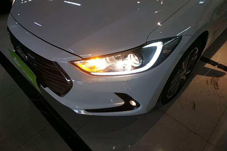 Used Hyundai Elantra (6th Generation / Lingdong) 2016 1.6L Automatic ZhiXuan – Elite Version Left Front Headlight