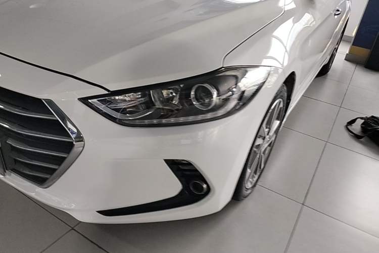 Used Hyundai Elantra (6th Generation / Lingdong) 2016 1.6L Automatic ZhiXuan – Elite Version Left Front Headlight