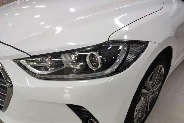 Used Hyundai Elantra (6th Generation / Lingdong) 2016 1.6L Automatic ZhiXuan – Elite Version Left Front Headlight