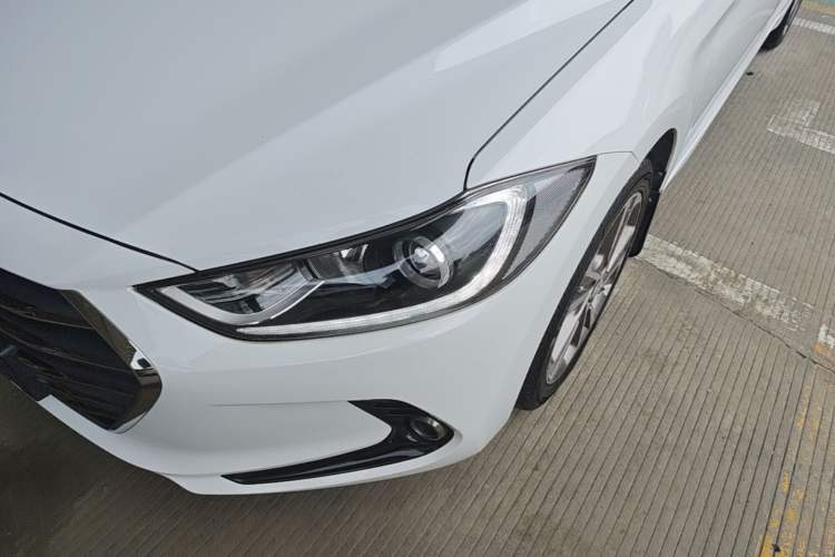Used Hyundai Elantra (6th Generation / Lingdong) 2016 1.6L Automatic ZhiXuan – Elite Version Left Front Headlight
