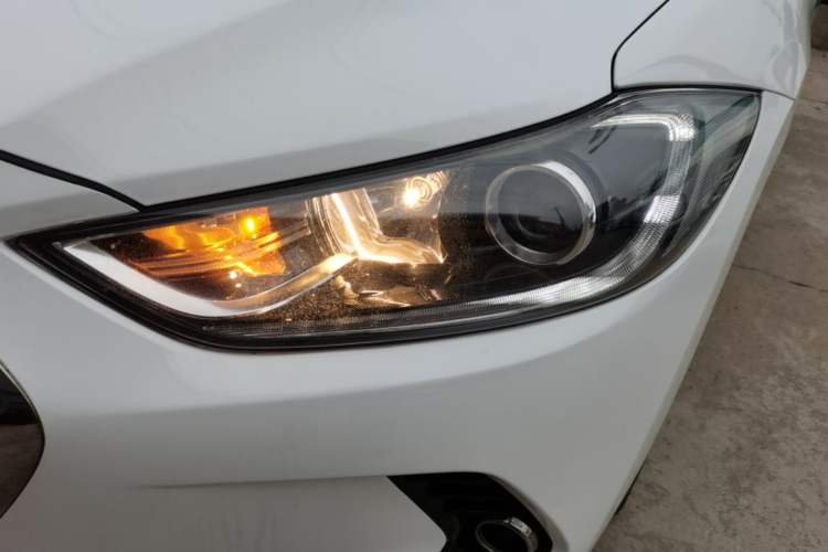 Used Hyundai Elantra (6th Generation / Lingdong) 2016 1.6L Automatic ZhiXuan – Elite Version Left Front Headlight