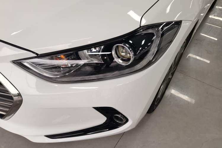 Used Hyundai Elantra (6th Generation / Lingdong) 2016 1.6L Automatic ZhiXuan – Elite Version Left Front Headlight