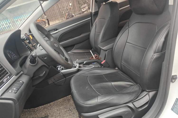 Used Hyundai Elantra (6th Generation / Lingdong) 2016 1.6L Automatic ZhiXuan – Elite Version Left Front Seat