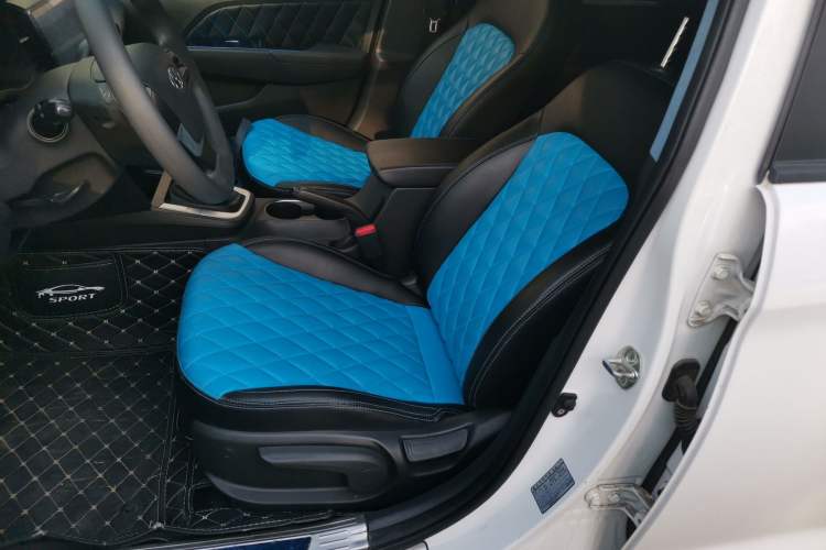 Used Hyundai Elantra (6th Generation / Lingdong) 2016 1.6L Manual ZhiXuan·Youth Edition Left Front Seat