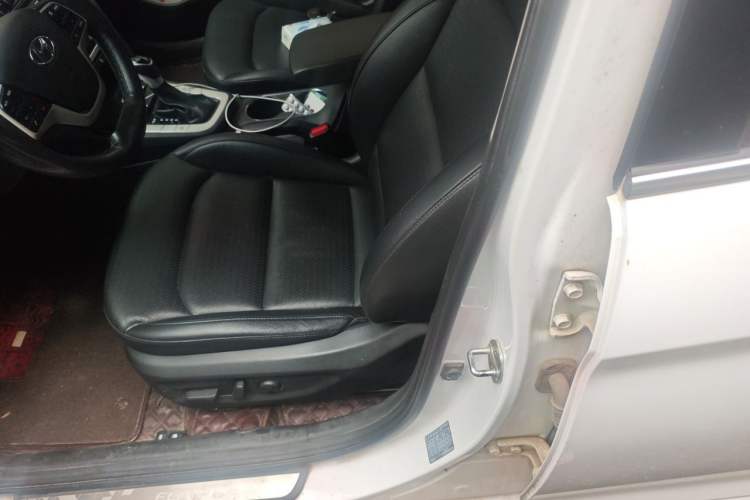 Used Hyundai Elantra (6th Generation / Lingdong) 2016 1.6L Automatic ZhiXuan · Luxury Version Left Front Seat