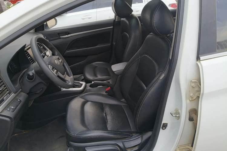 Used Hyundai Elantra (6th Generation / Lingdong) 2016 1.6L Automatic ZhiXuan – Elite Version Left Front Seat