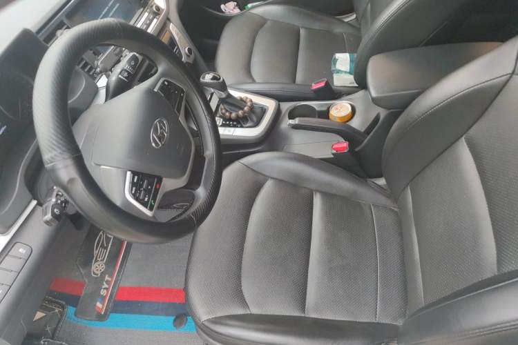 Used Hyundai Elantra (6th Generation / Lingdong) 2016 1.6L Automatic ZhiXuan – Elite Version Left Front Seat