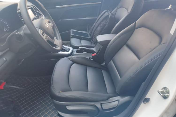Used Hyundai Elantra (6th Generation / Lingdong) 2016 1.6L Automatic ZhiXuan – Elite Version Left Front Seat