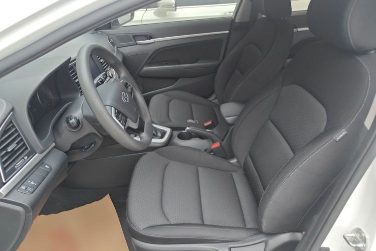Used Hyundai Elantra (6th Generation / Lingdong) 2016 1.6L Automatic ZhiXuan – Elite Version Left Front Seat