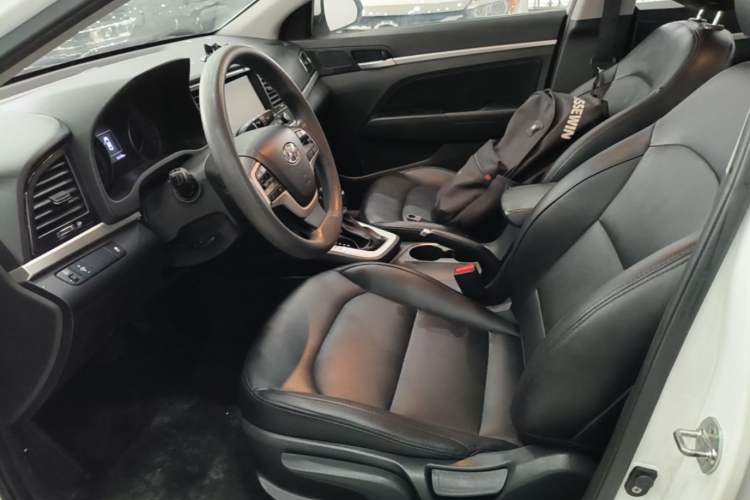 Used Hyundai Elantra (6th Generation / Lingdong) 2016 1.6L Automatic ZhiXuan – Elite Version Left Front Seat