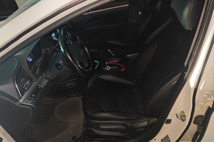Used Hyundai Elantra (6th Generation / Lingdong) 2016 1.6L Automatic ZhiXuan – Elite Version Left Front Seat