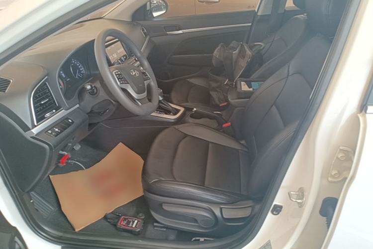 Used Hyundai Elantra (6th Generation / Lingdong) 2016 1.6L Automatic ZhiXuan – Elite Version Left Front Seat