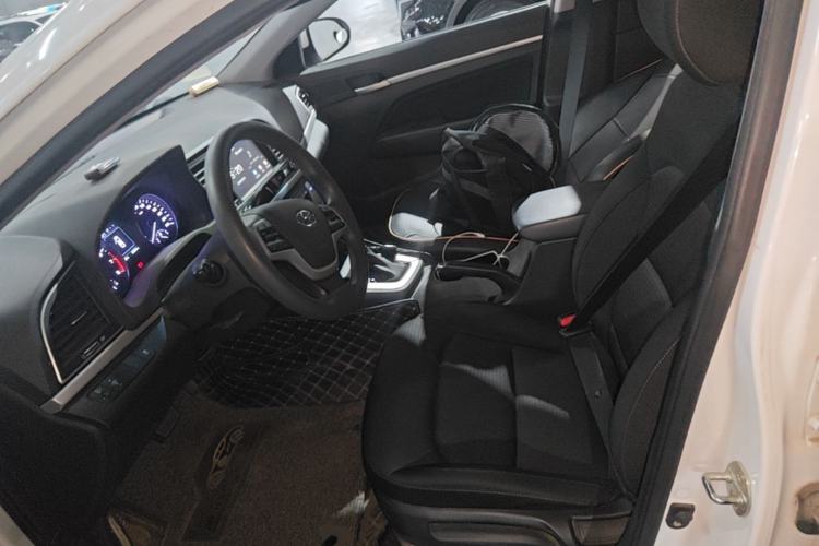 Used Hyundai Elantra (6th Generation / Lingdong) 2016 1.6L Automatic ZhiXuan – Elite Version Left Front Seat