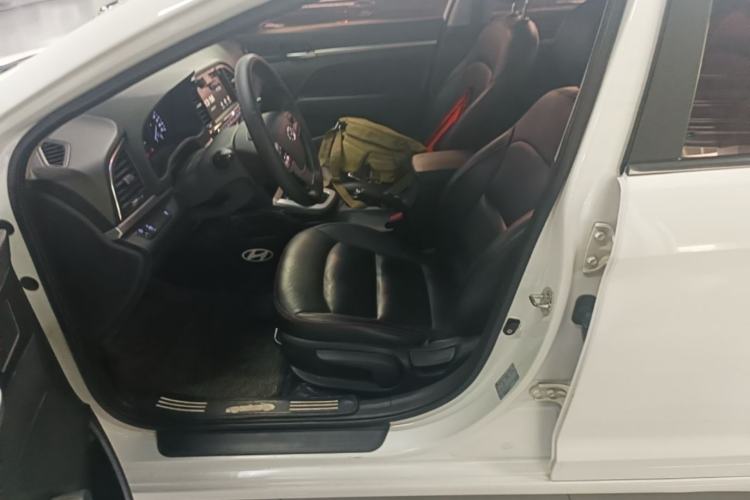 Used Hyundai Elantra (6th Generation / Lingdong) 2016 1.6L Automatic ZhiXuan – Elite Version Left Front Seat