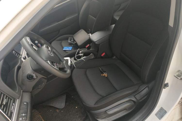 Used Hyundai Elantra (6th Generation / Lingdong) 2016 1.6L Automatic ZhiXuan – Elite Version Left Front Seat