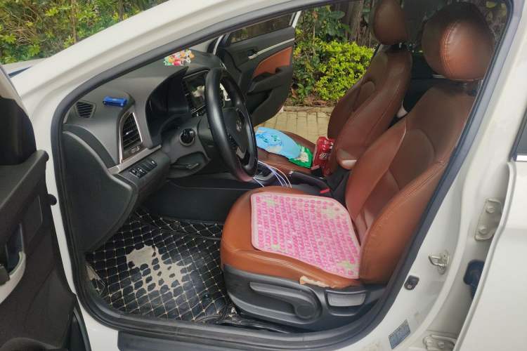 Used Hyundai Elantra (6th Generation / Lingdong) 2016 1.6L Automatic ZhiXuan – Elite Version Left Front Seat