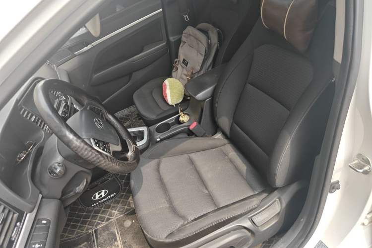 Used Hyundai Elantra (6th Generation / Lingdong) 2016 1.6L Automatic ZhiXuan – Elite Version Left Front Seat