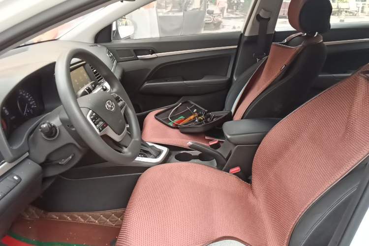 Used Hyundai Elantra (6th Generation / Lingdong) 2016 1.6L Automatic ZhiXuan – Elite Version Left Front Seat
