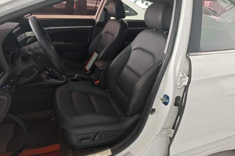 Used Hyundai Elantra (6th Generation / Lingdong) 2016 1.6L Automatic ZhiXuan – Elite Version Left Front Seat