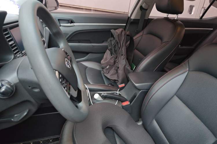 Used Hyundai Elantra (6th Generation / Lingdong) 2016 1.6L Automatic ZhiXuan – Elite Version Left Front Seat