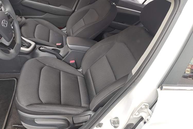 Used Hyundai Elantra (6th Generation / Lingdong) 2016 1.6L Automatic ZhiXuan – Elite Version Left Front Seat