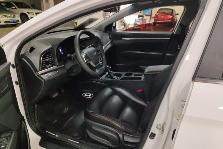 Used Hyundai Elantra (6th Generation / Lingdong) 2016 1.6L Automatic ZhiXuan – Elite Version Left Front Seat