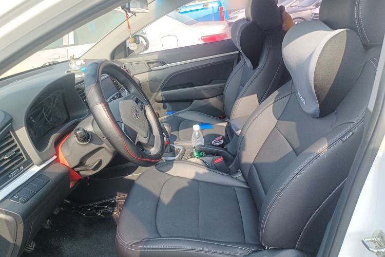 Used Hyundai Elantra (6th Generation / Lingdong) 2016 1.6L Manual ZhiXuan·Youth Edition Left Front Seat