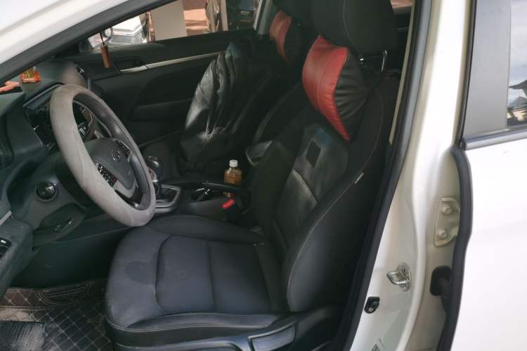 Used Hyundai Elantra (6th Generation / Lingdong) 2016 1.6L Manual ZhiXuan · Dynamic Model Left Front Seat