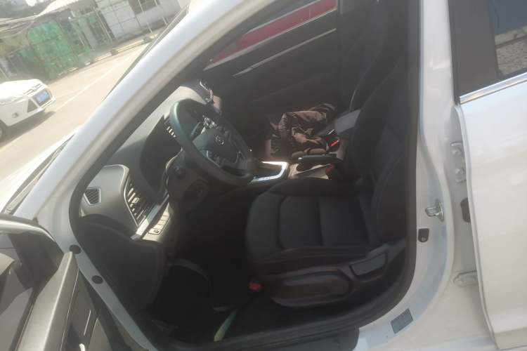Used Hyundai Elantra (6th Generation / Lingdong) 2016 1.6L Automatic ZhiXuan – Elite Version Left Front Seat