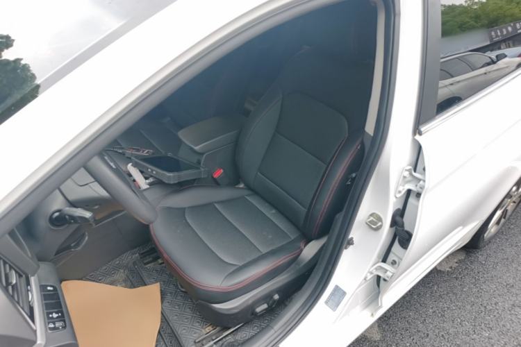 Used Hyundai Elantra (6th Generation / Lingdong) 2016 1.6L Automatic ZhiXuan – Elite Version Left Front Seat