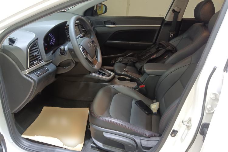 Used Hyundai Elantra (6th Generation / Lingdong) 2016 1.6L Automatic ZhiXuan – Elite Version Left Front Seat