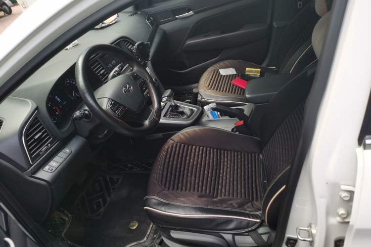 Used Hyundai Elantra (6th Generation / Lingdong) 2016 1.6L Automatic ZhiXuan – Elite Version Left Front Seat
