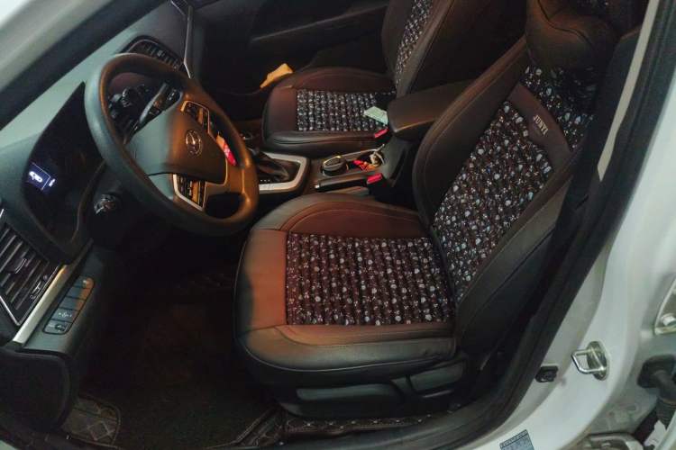 Used Hyundai Elantra (6th Generation / Lingdong) 2016 1.6L Automatic ZhiXuan – Elite Version Left Front Seat