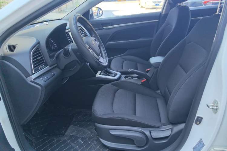 Used Hyundai Elantra (6th Generation / Lingdong) 2016 1.6L Automatic ZhiXuan – Elite Version Left Front Seat