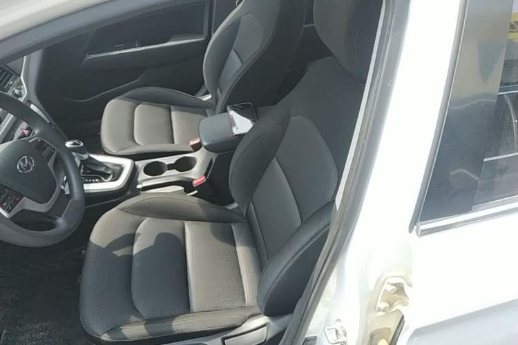 Used Hyundai Elantra (6th Generation / Lingdong) 2016 1.6L Automatic ZhiXuan – Elite Version Left Front Seat