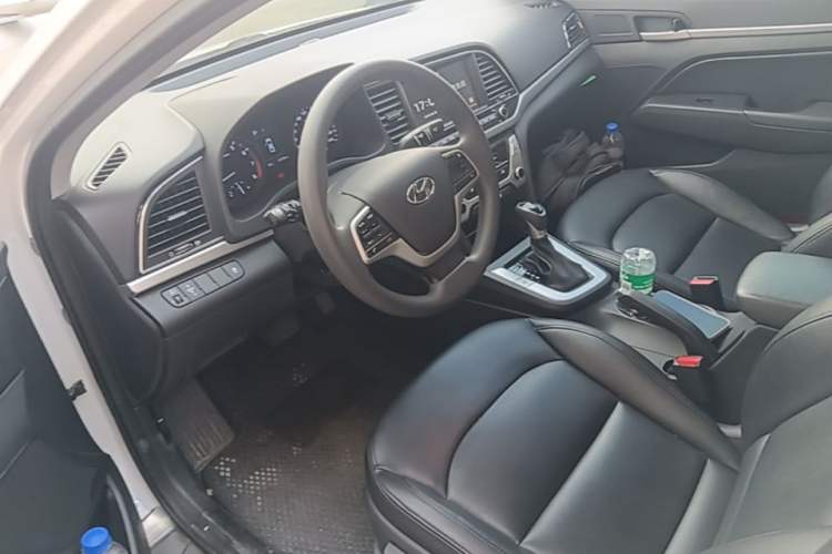 Used Hyundai Elantra (6th Generation / Lingdong) 2016 1.6L Automatic ZhiXuan – Elite Version Left Front Seat
