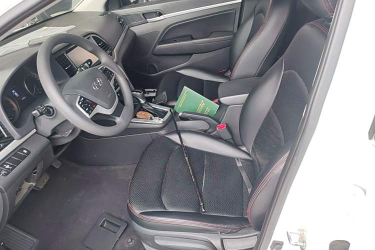 Used Hyundai Elantra (6th Generation / Lingdong) 2016 1.6L Automatic ZhiXuan – Elite Version Left Front Seat