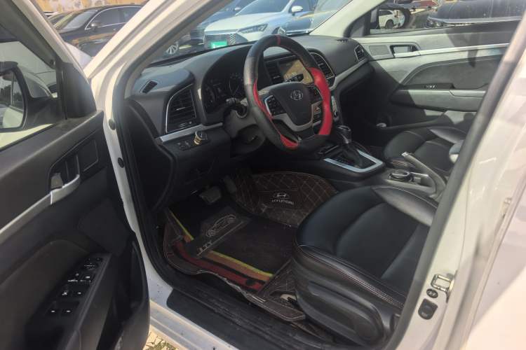 Used Hyundai Elantra (6th Generation / Lingdong) 2016 1.6L Automatic ZhiXuan – Elite Version Left Front Seat