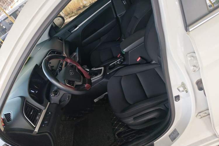 Used Hyundai Elantra (6th Generation / Lingdong) 2016 1.6L Automatic ZhiXuan – Elite Version Left Front Seat