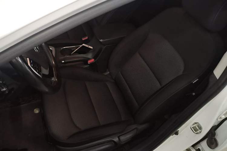 Used Hyundai Elantra (6th Generation / Lingdong) 2016 1.6L Automatic ZhiXuan – Elite Version Left Front Seat