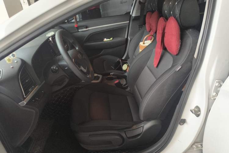 Used Hyundai Elantra (6th Generation / Lingdong) 2016 1.6L Automatic ZhiXuan – Elite Version Left Front Seat