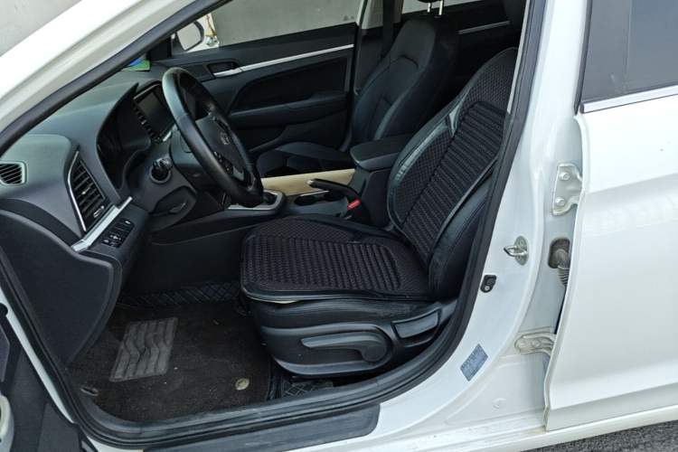 Used Hyundai Elantra (6th Generation / Lingdong) 2016 1.6L Automatic ZhiXuan – Elite Version Left Front Seat