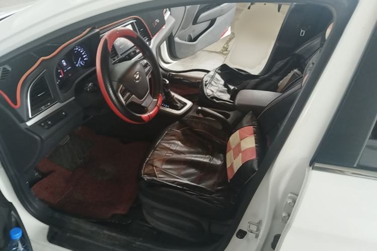 Used Hyundai Elantra (6th Generation / Lingdong) 2016 1.6L Automatic ZhiXuan – Elite Version Left Front Seat