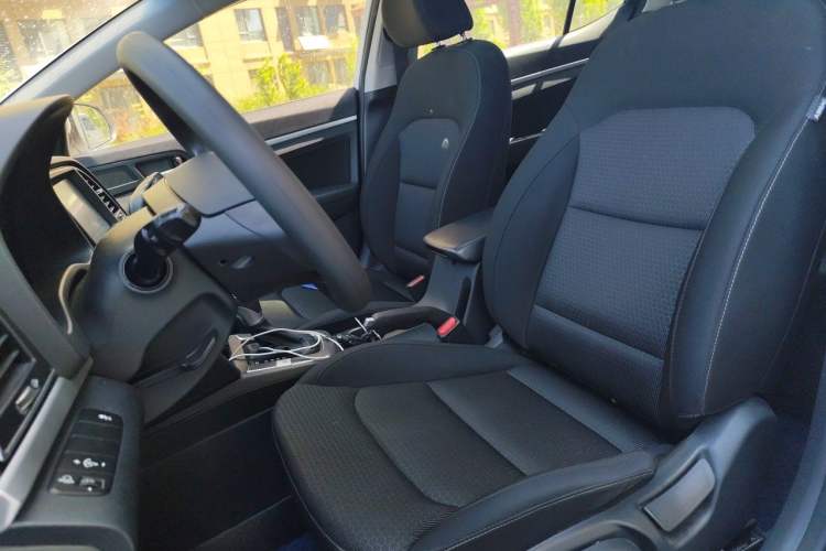 Used Hyundai Elantra (6th Generation / Lingdong) 2016 1.6L Automatic ZhiXuan – Elite Version Left Front Seat