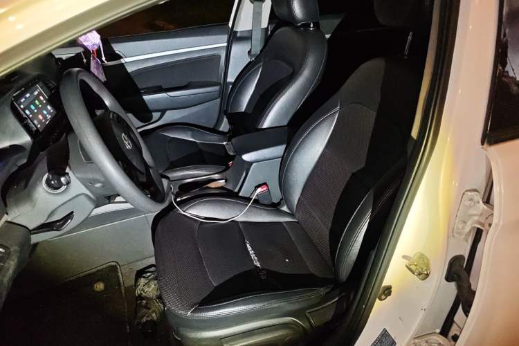 Used Hyundai Elantra (6th Generation / Lingdong) 2016 1.6L Automatic ZhiXuan – Elite Version Left Front Seat