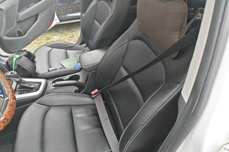 Used Hyundai Elantra (6th Generation / Lingdong) 2016 1.6L Automatic ZhiXuan – Elite Version Left Front Seat