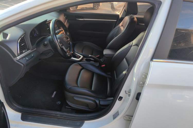 Used Hyundai Elantra (6th Generation / Lingdong) 2016 1.6L Automatic ZhiXuan – Elite Version Left Front Seat
