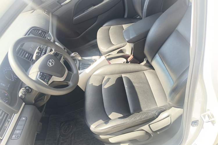 Used Hyundai Elantra (6th Generation / Lingdong) 2016 1.6L Automatic ZhiXuan – Elite Version Left Front Seat
