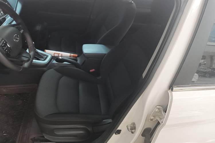 Used Hyundai Elantra (6th Generation / Lingdong) 2016 1.4T Dual-Clutch Xuan Dong · Dynamic Version Left Front Seat